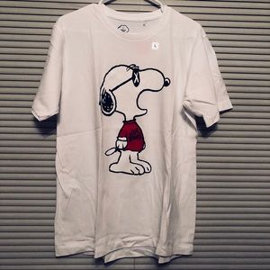 Uniqlo Kaws x Snoopy tee